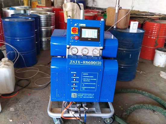 聚氨酯涂料噴涂機(jī)(圖1) H5600聚氨酯涂料噴涂機(jī)